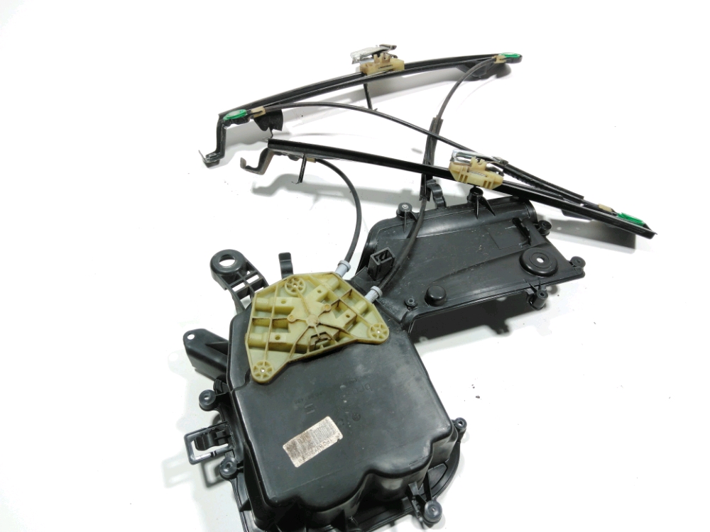 Lève-vitre électrique avant droit