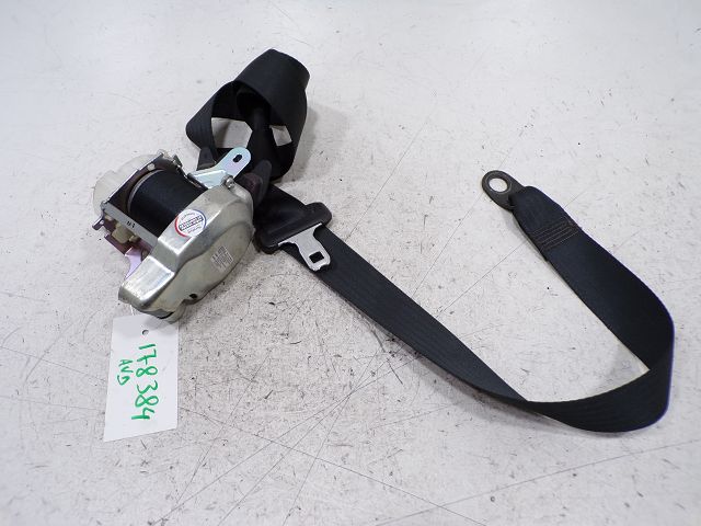 Ceinture avant droite