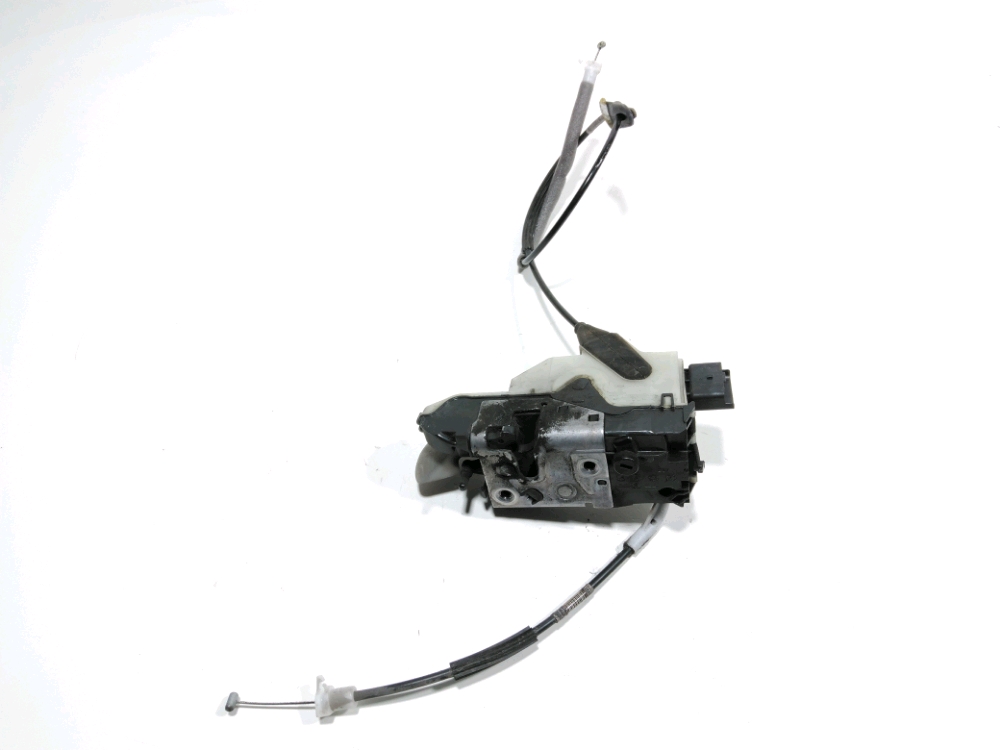 Serrure de porte avant gauche