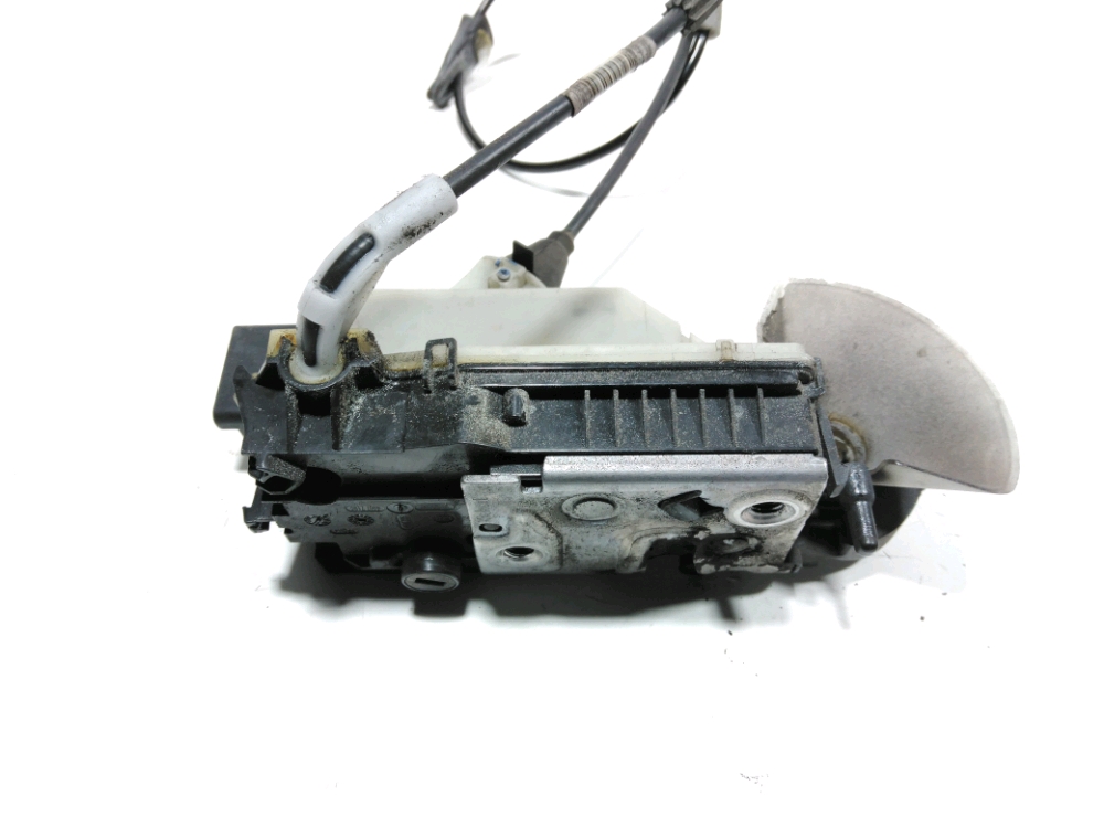 Serrure de porte avant gauche