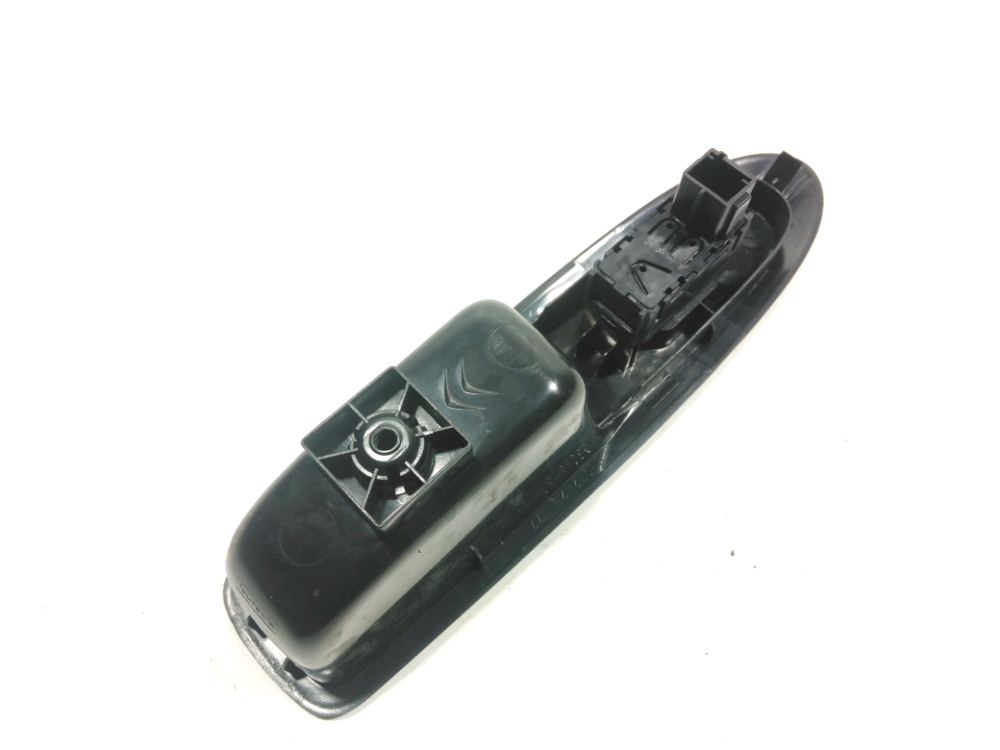 Commande lève-vitre arrière droit