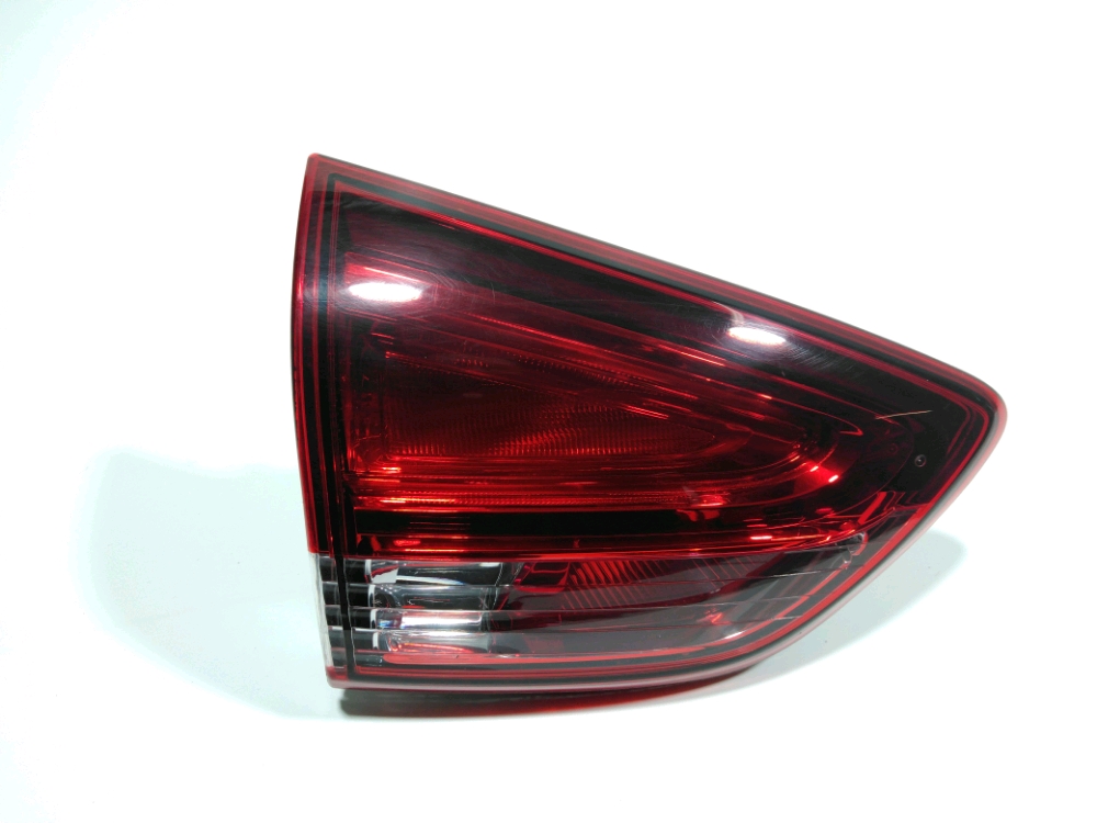 Feu arrière intérieur gauche