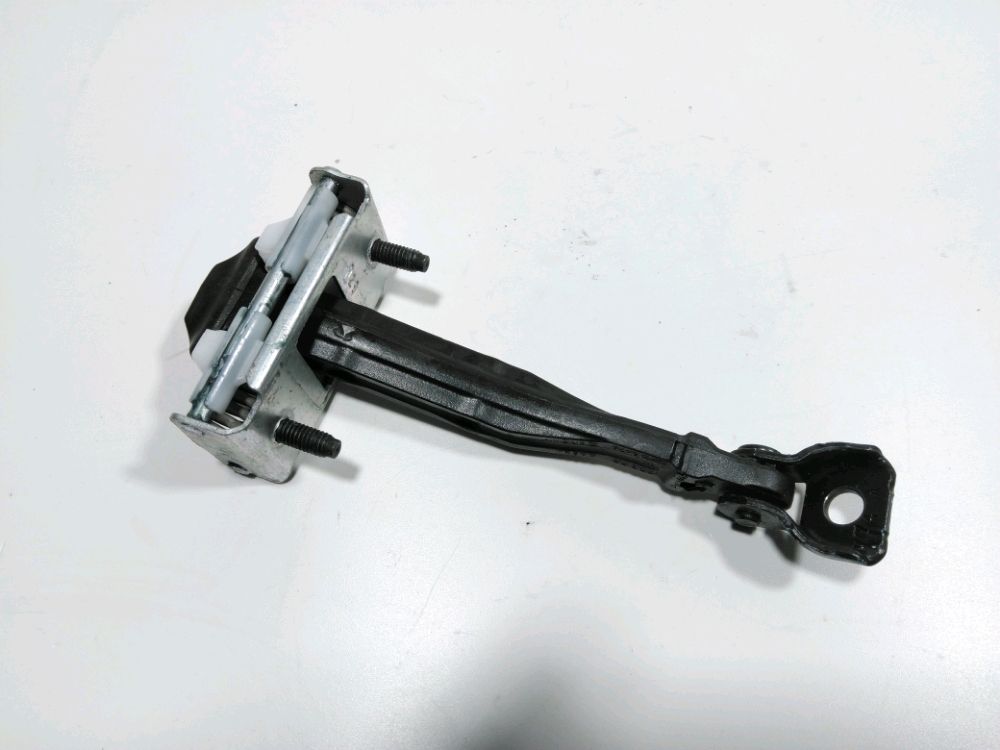 Tirant de porte avant droit