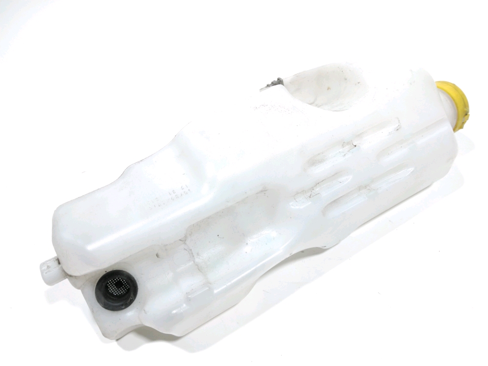 Réservoir de lave glace avant