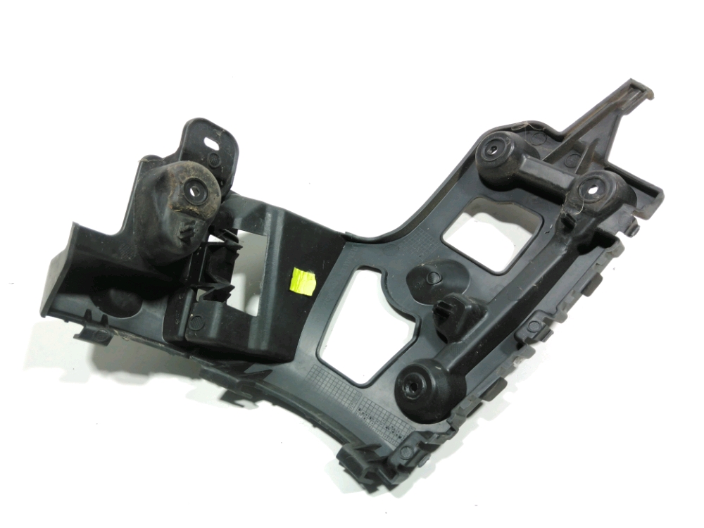 Support droit de pare-choc arrière