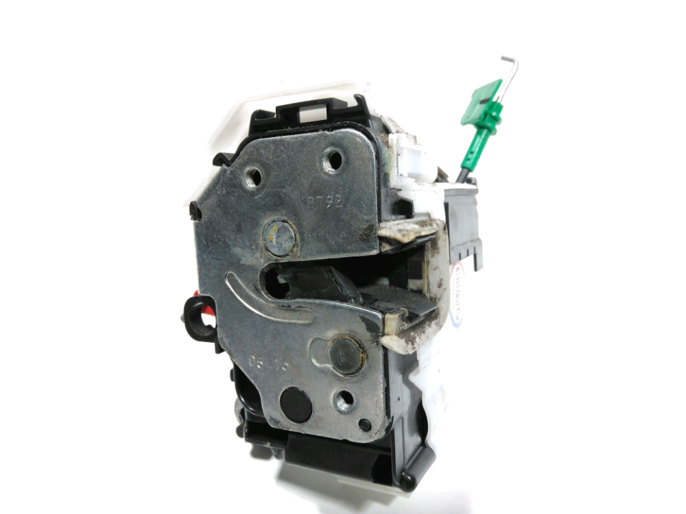 Serrure de porte avant gauche