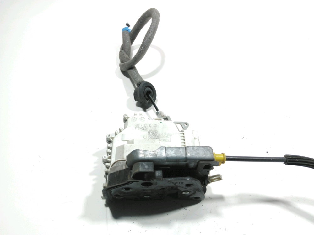 Serrure de porte avant droite