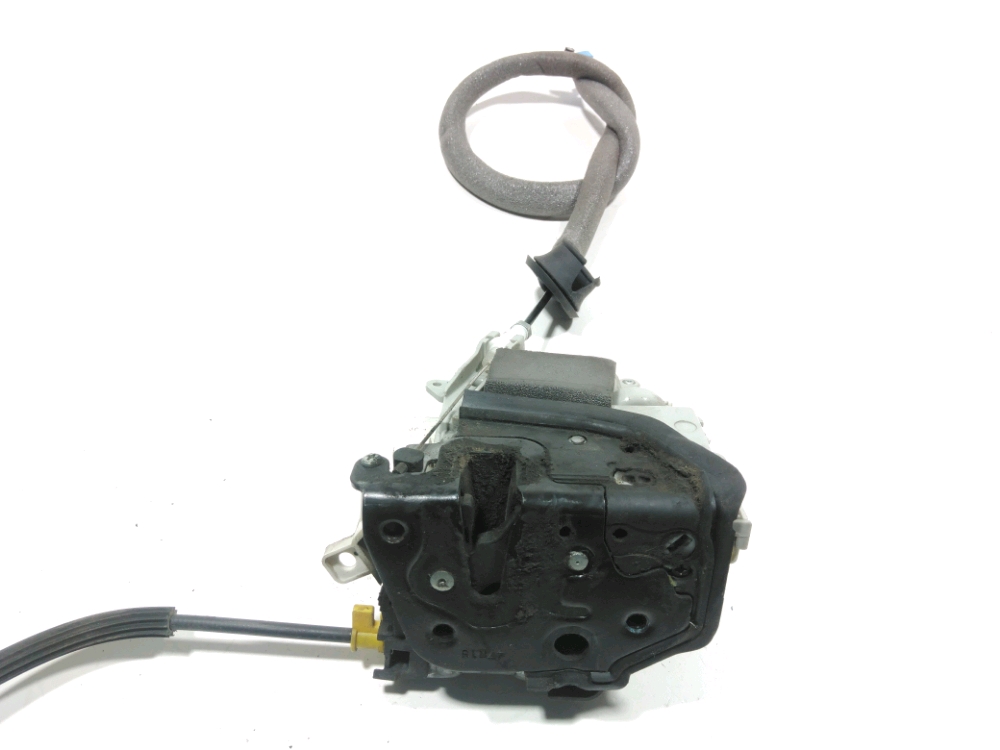 Serrure de porte avant droite