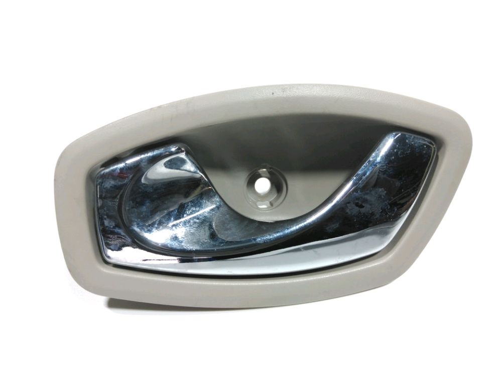 Poignee interieure porte arriere gauche