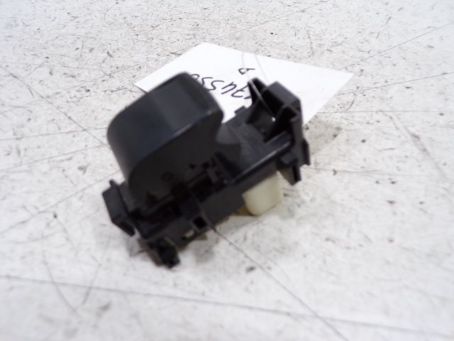 Commande lève-vitre avant droit