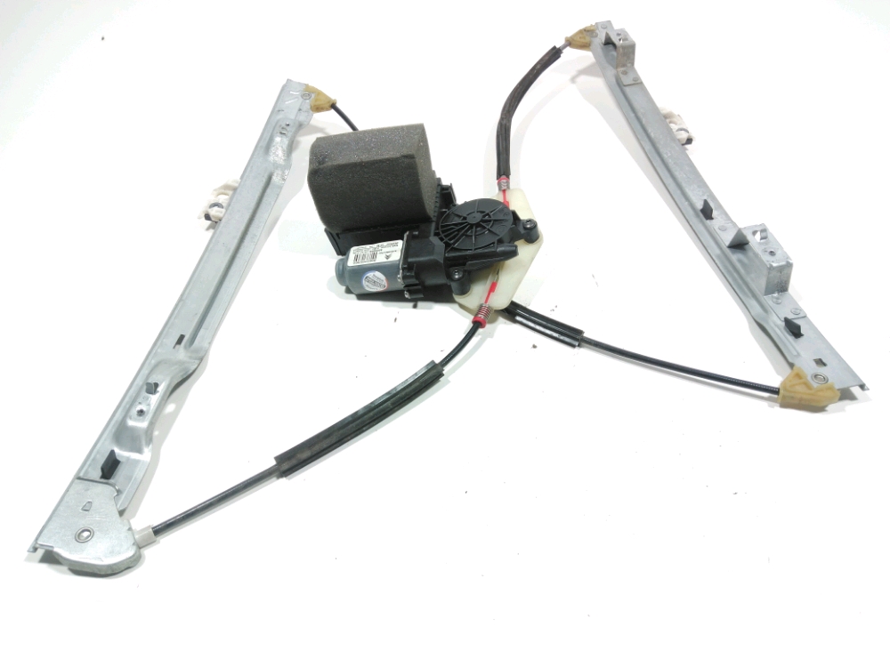 Lève-vitre électrique avant droit