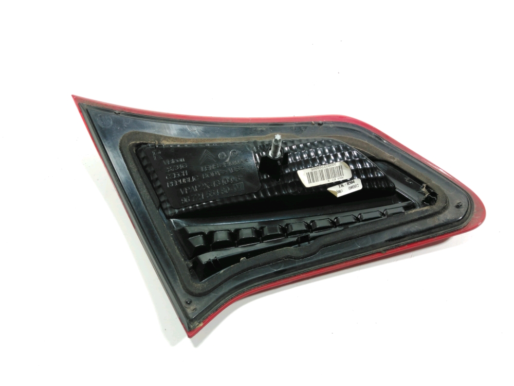 Feu arrière intérieur droit