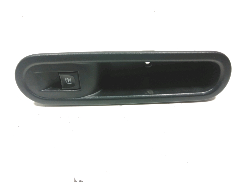 Commande lève-vitre avant droit