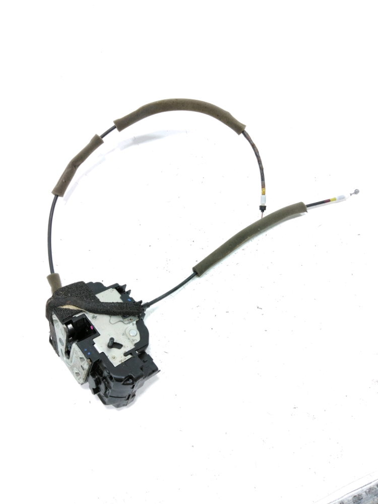 Serrure de porte arrière gauche