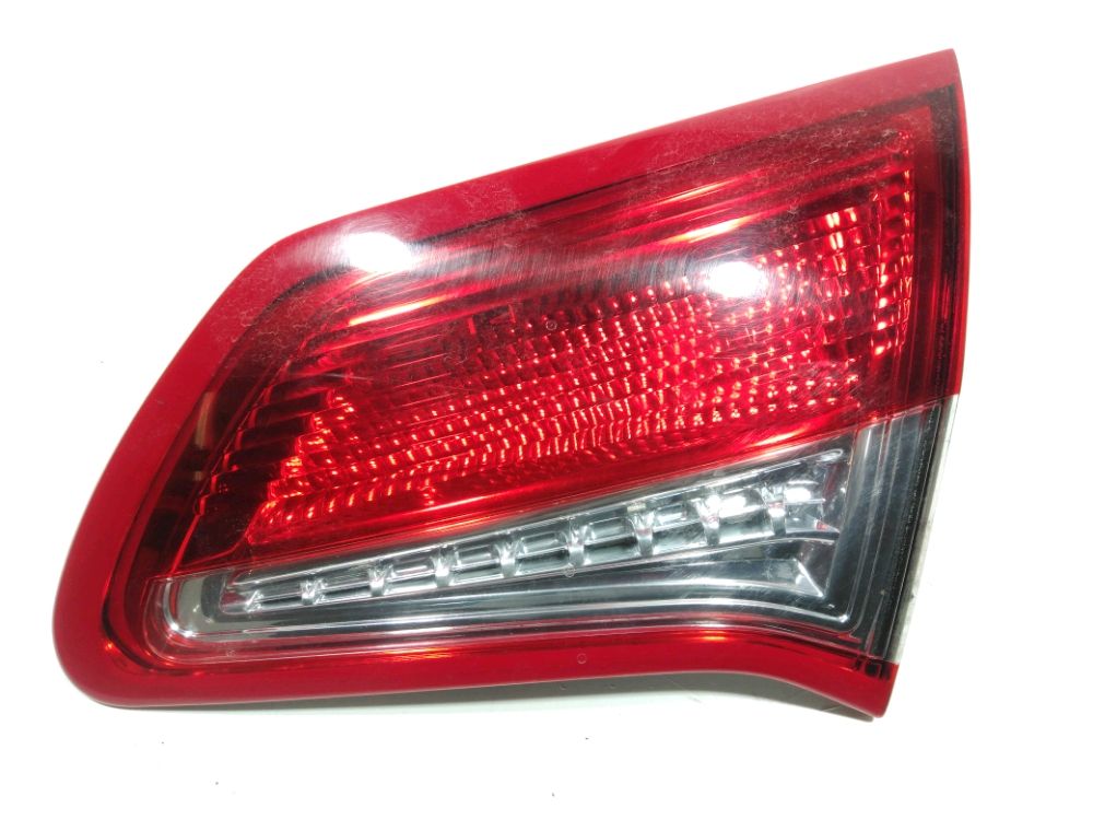 Feu arrière intérieur droit