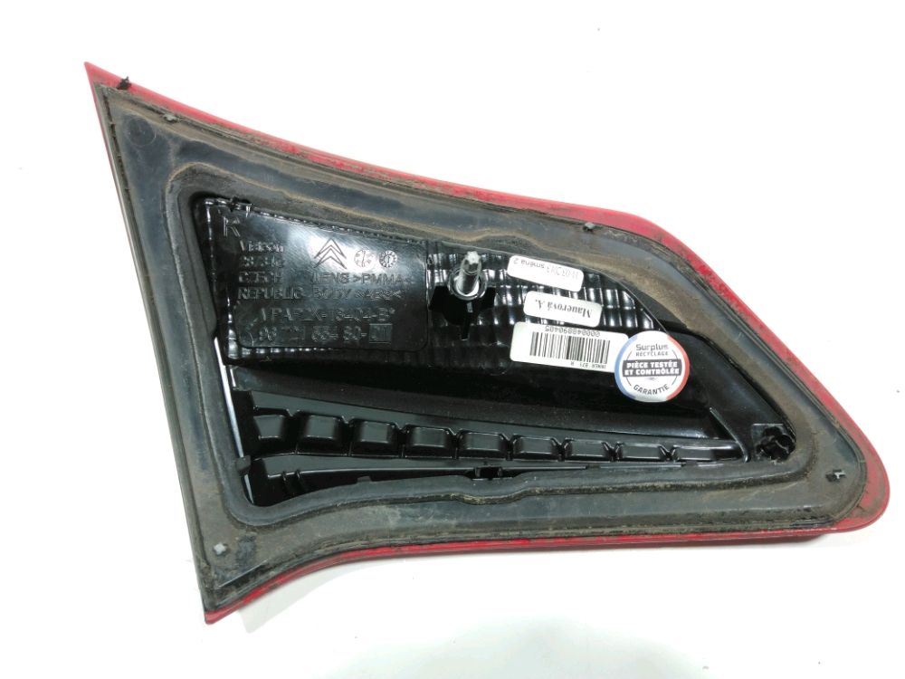 Feu arrière intérieur droit