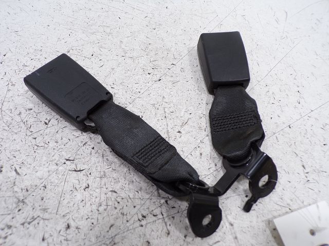 Ancrage ceinture arrière gauche