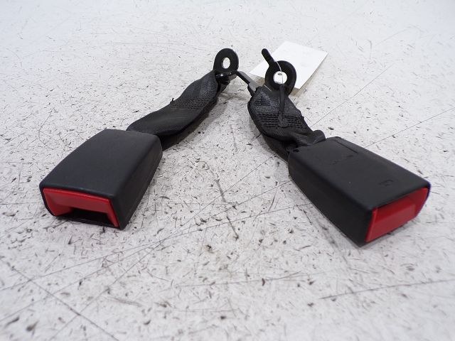 Ancrage ceinture arrière gauche