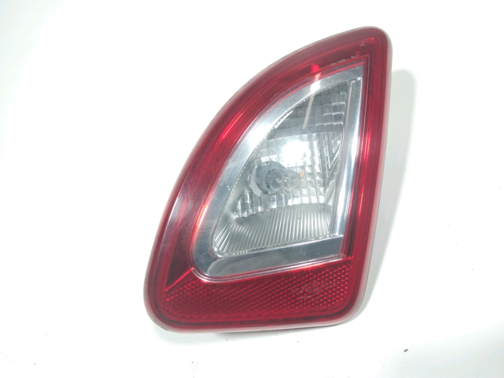 Feu arrière intérieur droit