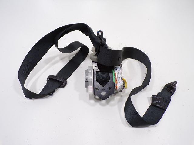 Ceinture avant droite