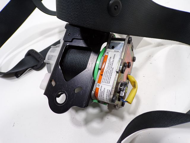Ceinture avant droite