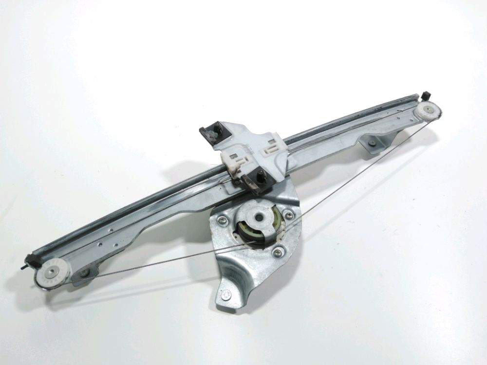 Lève-vitre électrique avant droit