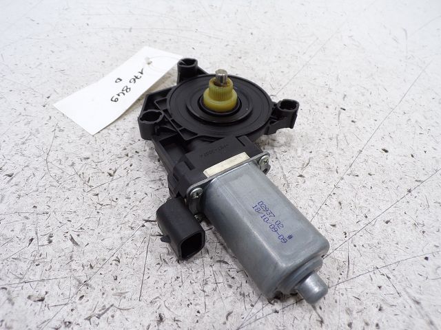 Lève-vitre électrique avant droit