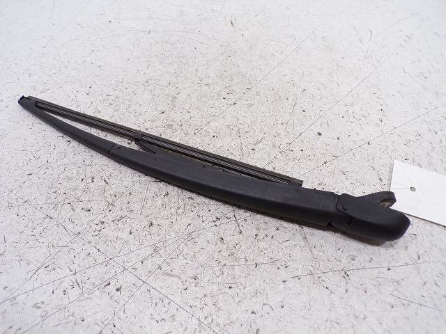 Bras d'essuie-glace arrière