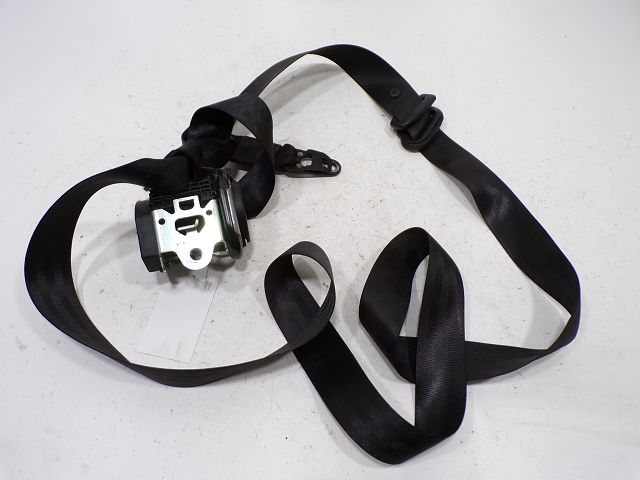 Ceinture avant gauche