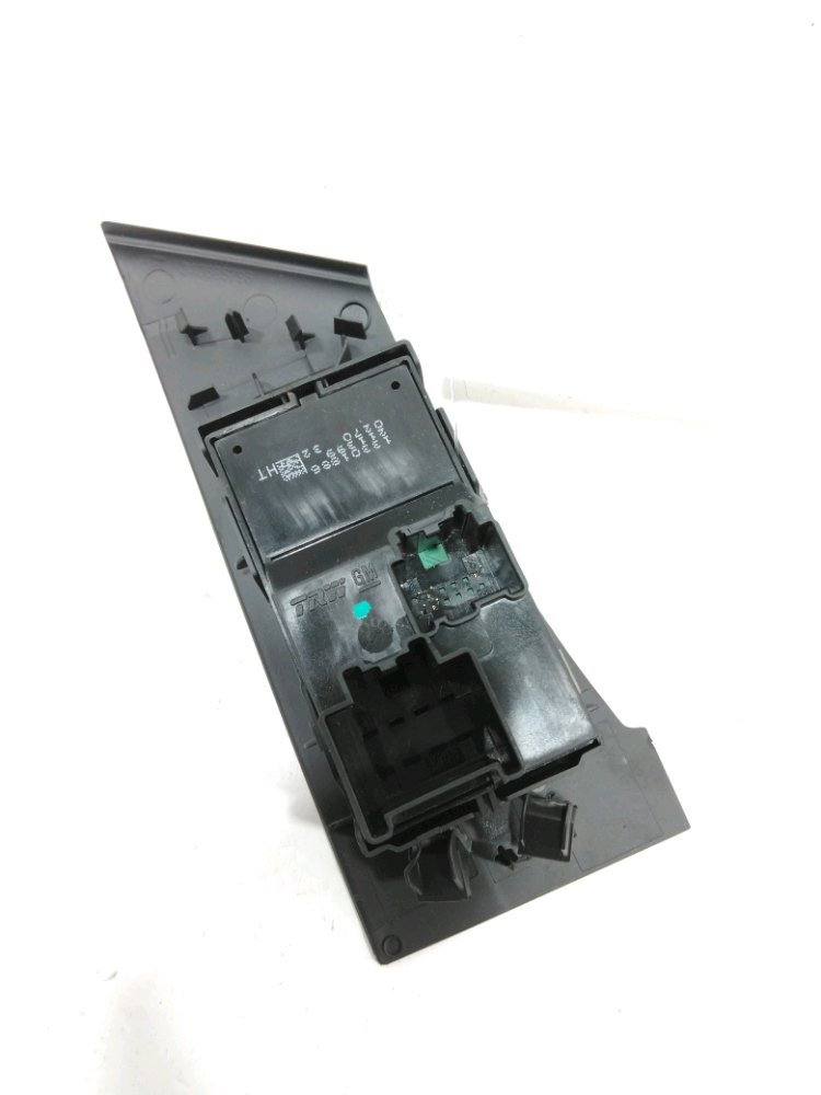 Commande lève-vitre avant droit