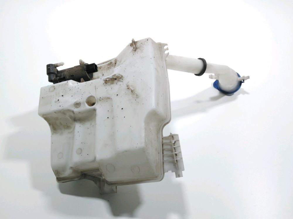 Réservoir de lave glace avant