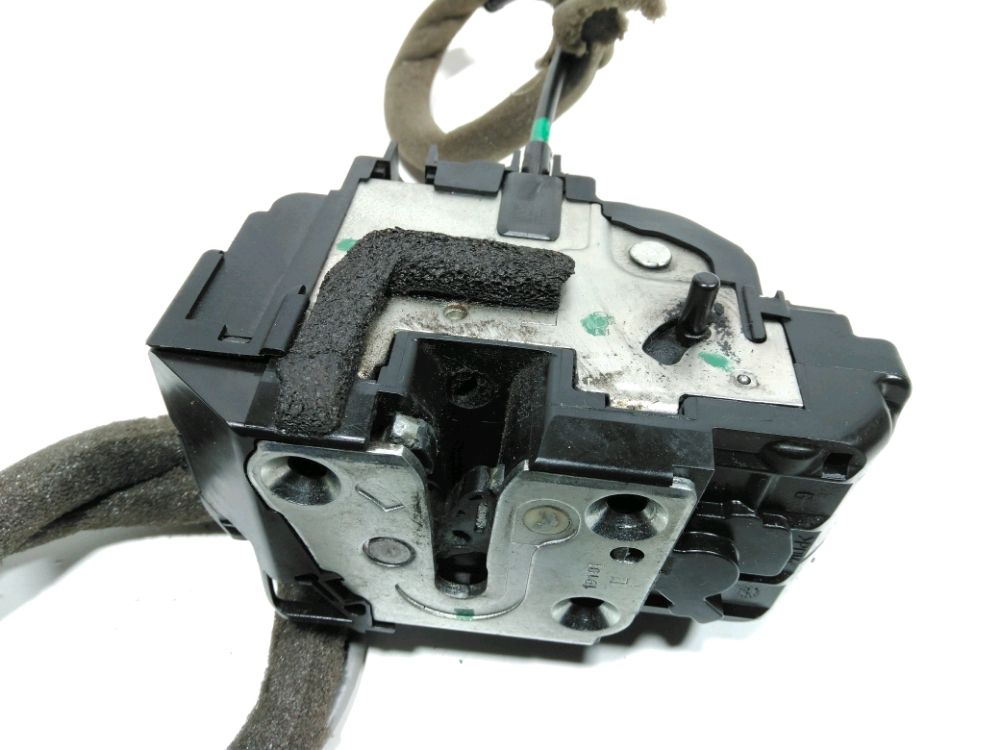 Serrure de porte arrière gauche