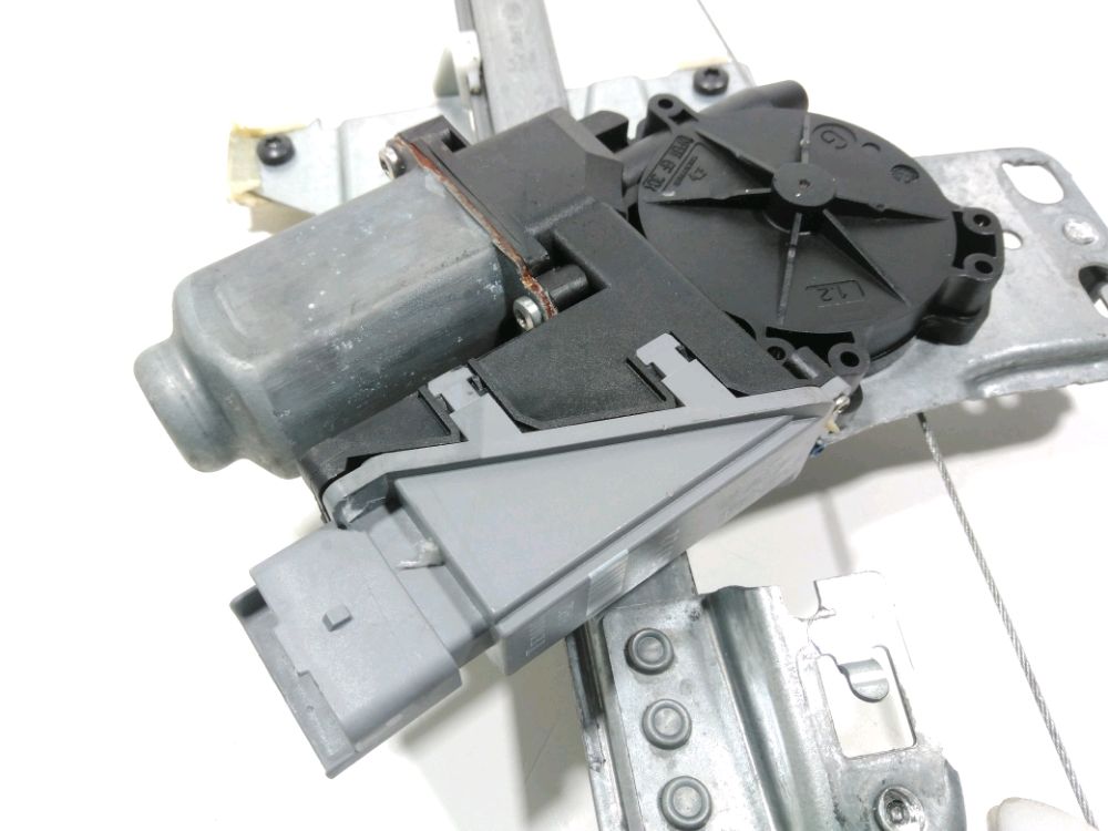 Lève-vitre électrique arrière gauche