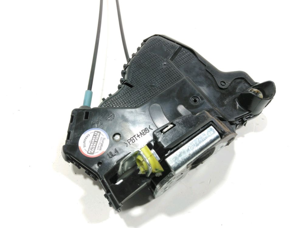 Serrure de porte avant gauche