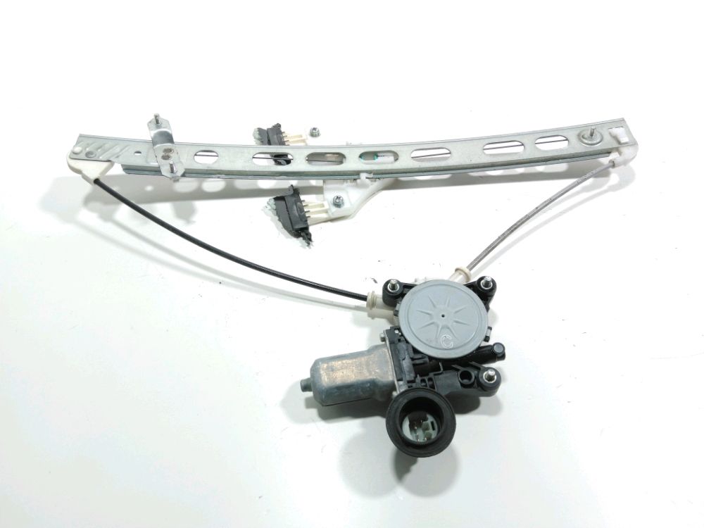 Lève-vitre électrique avant droit