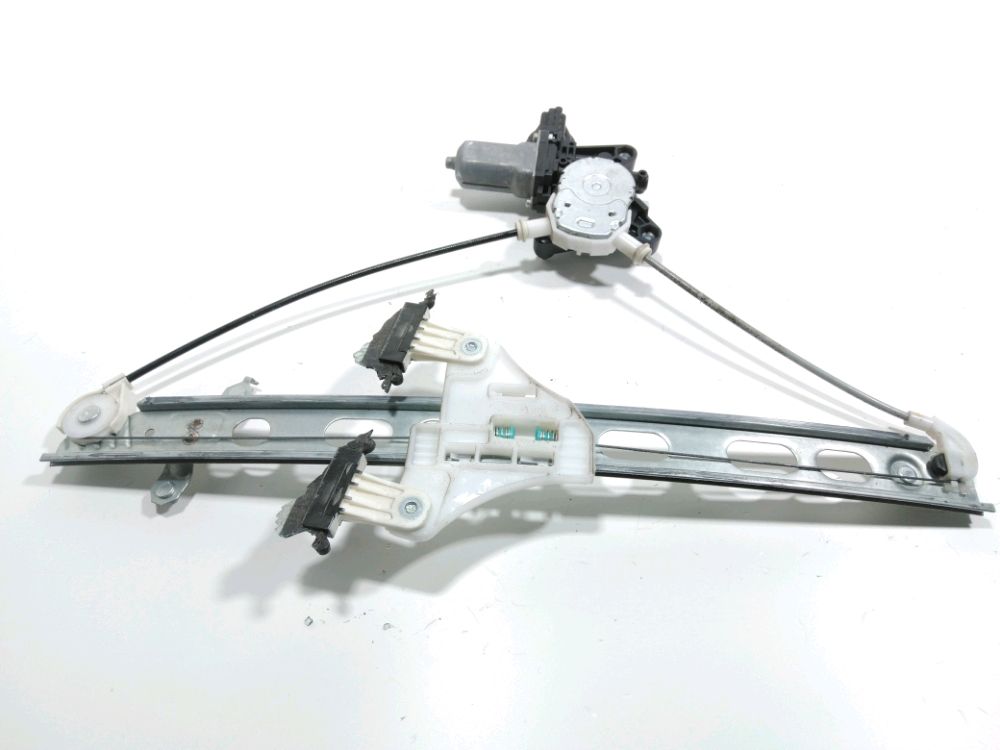 Lève-vitre électrique avant droit