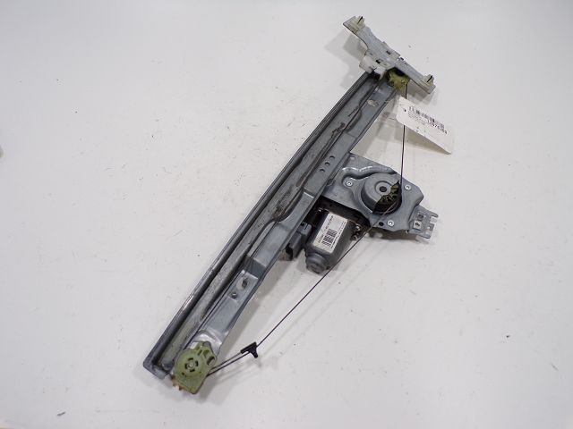 Lève-vitre électrique avant droit