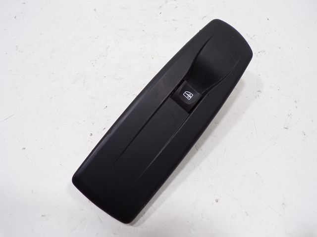 Commande lève-vitre avant droit