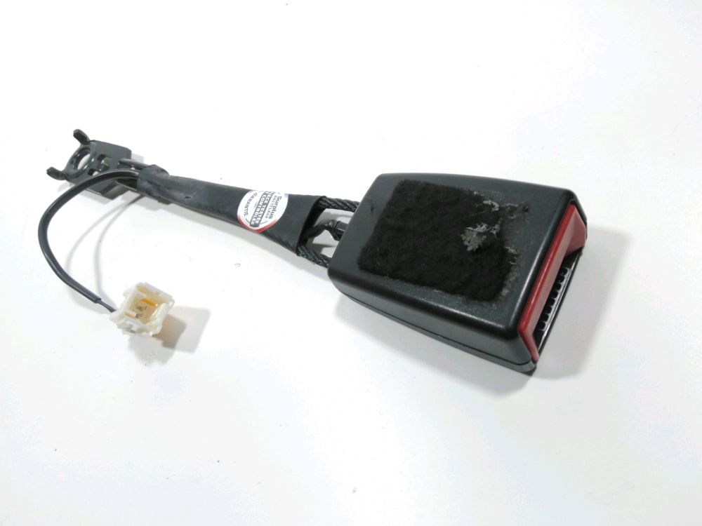 Ancrage ceinture avant droit