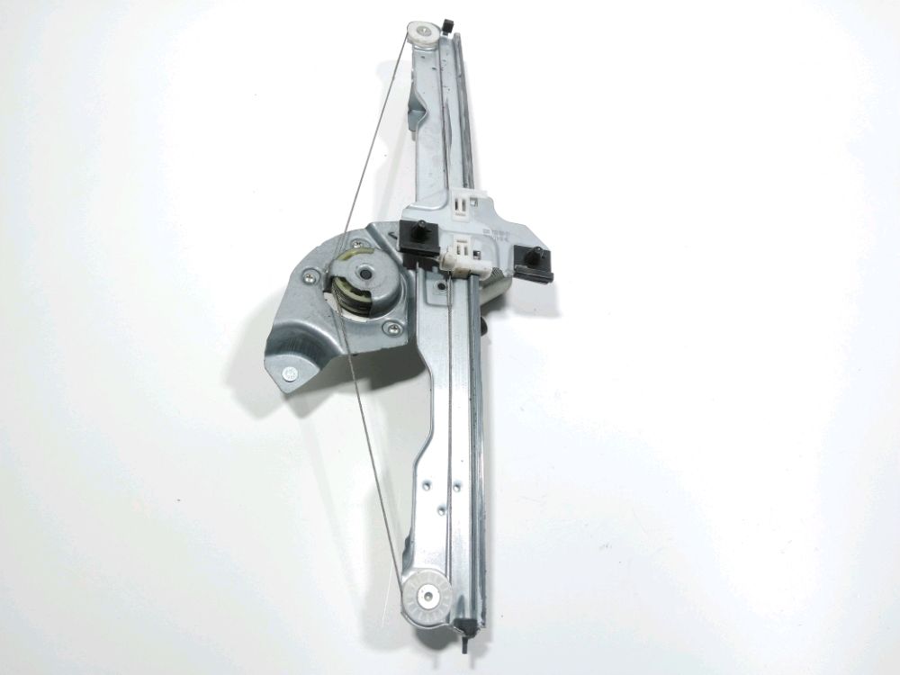 Leve-vitre electrique avant gauche