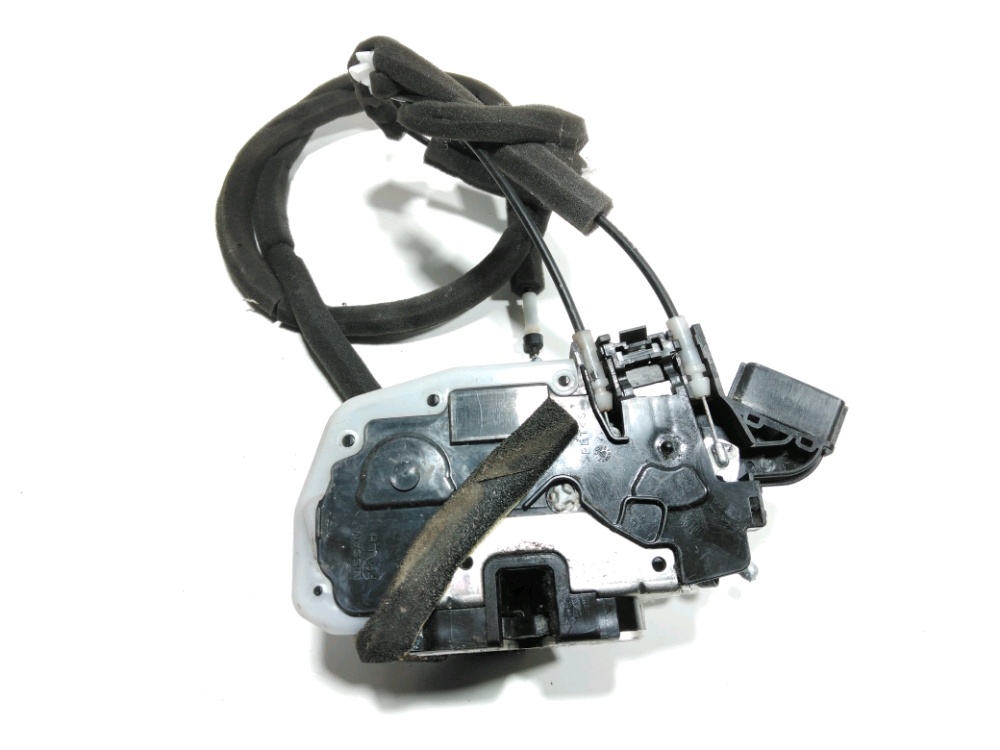 Serrure de porte avant gauche