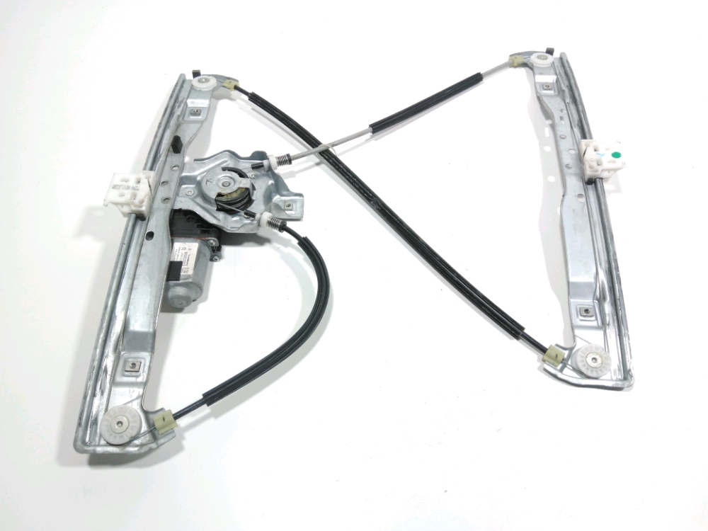 Lève-vitre électrique avant gauche