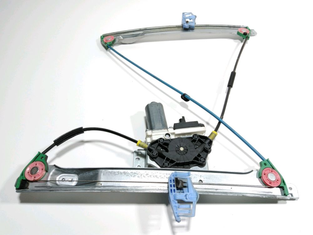 Lève-vitre électrique avant droit