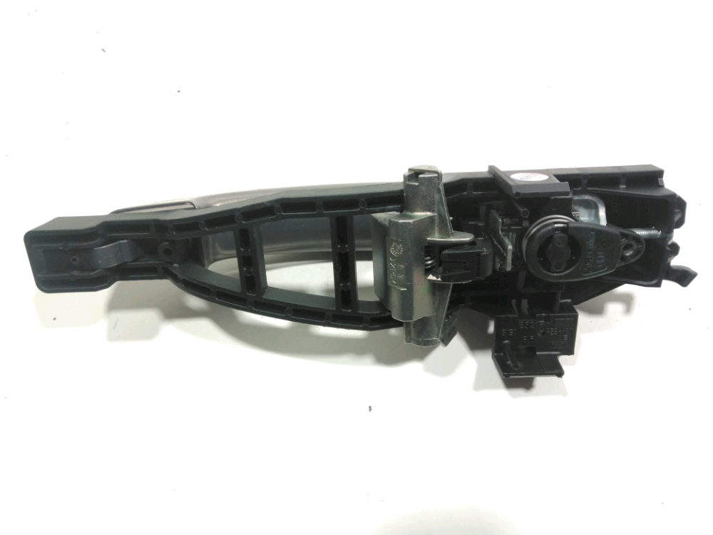 Poignée extérieure avant gauche