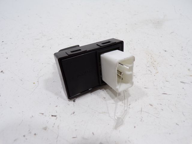 Commande lève-vitre avant droit