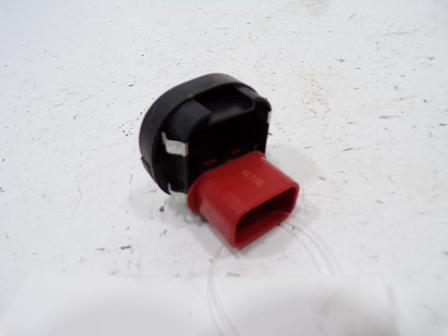 Commande lève-vitre avant droit