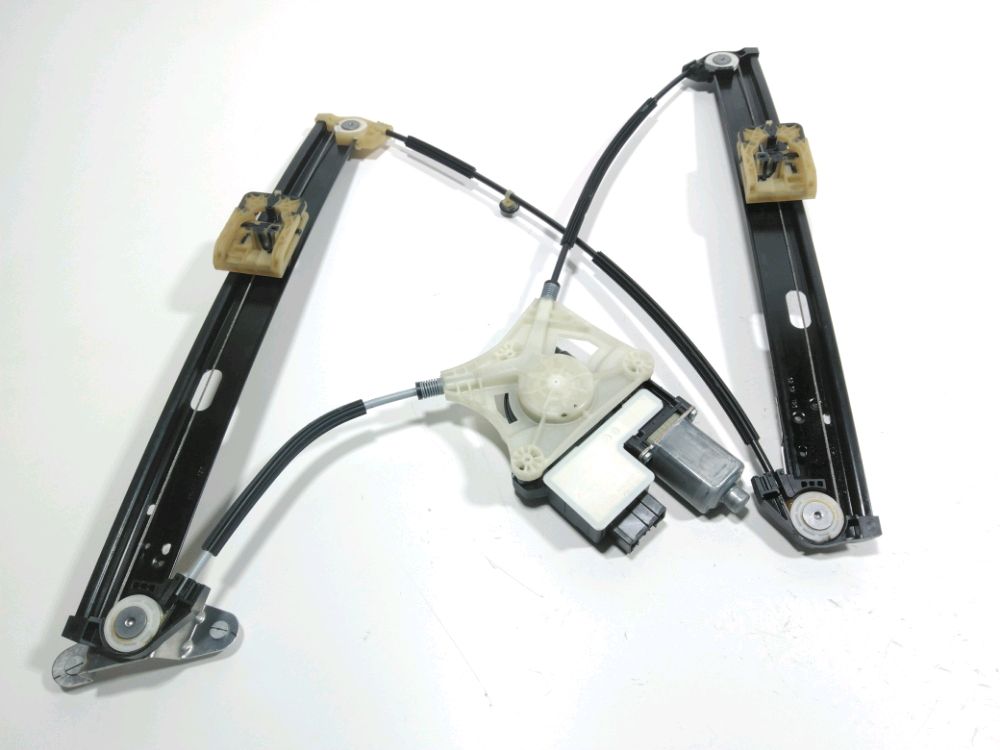 Lève-vitre électrique avant gauche