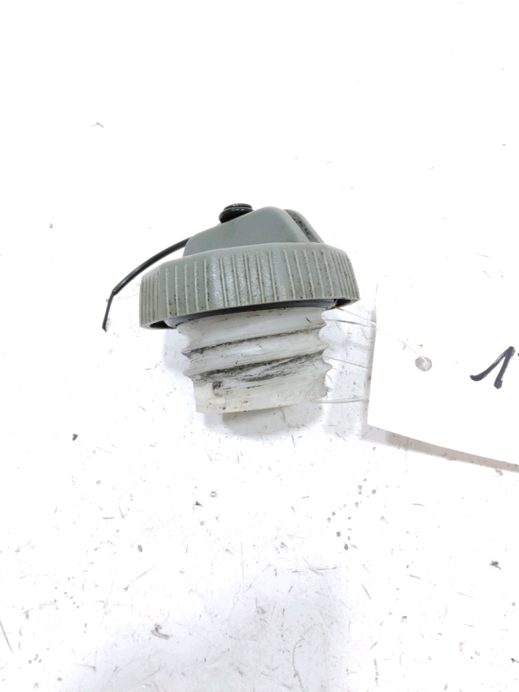 Bouchon de réservoir à carburant