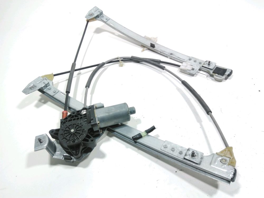 Lève-vitre électrique avant droit