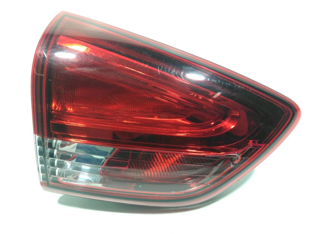 Feu arrière intérieur gauche